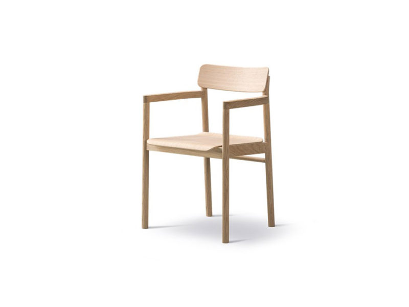 Cecilie Man y la exaltación de la madera. Diseño de mobiliario danés