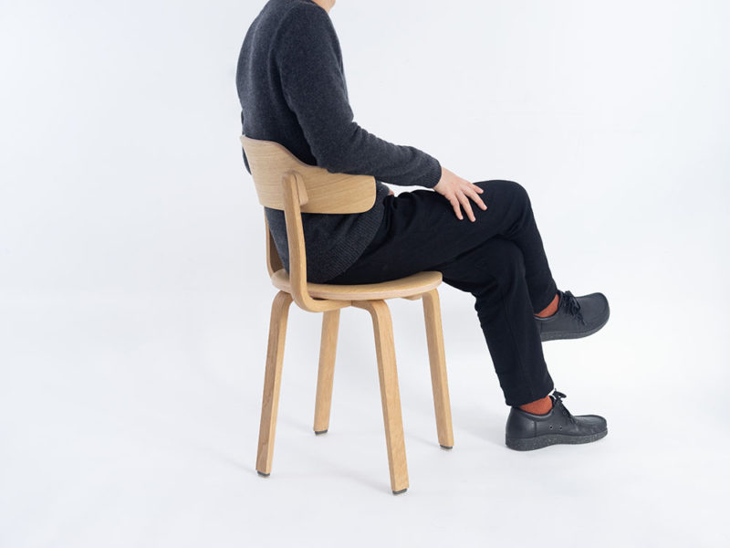 Hashtag: la silla asimétrica DIY de Yuue. Entre Taizhou y Berlín