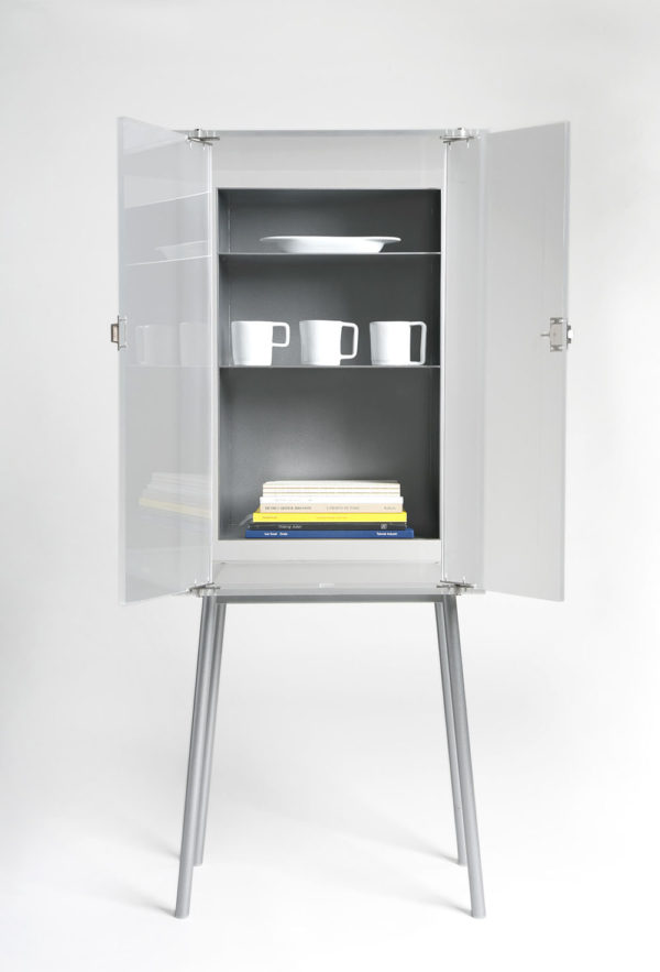 Cinco unidades de almacenamiento, cinco creadores. Buen diseño para