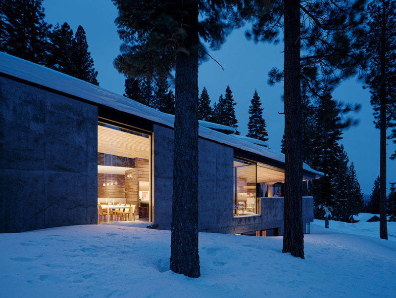 Lookout House: la casa volcánica de Faulkner Architects