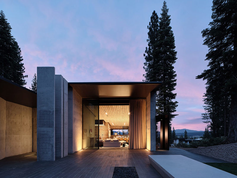 Lookout House: la casa volcánica de Faulkner Architects