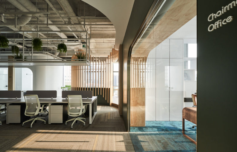 Wu diseña las oficinas de Amber Hill Group en Taipéi