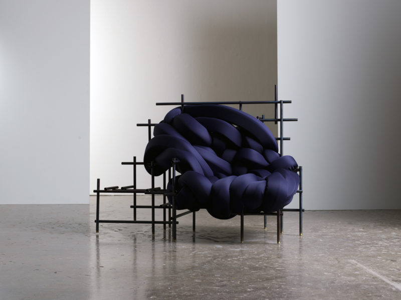 La colección de asientos tejidos de Aratani・Fay
