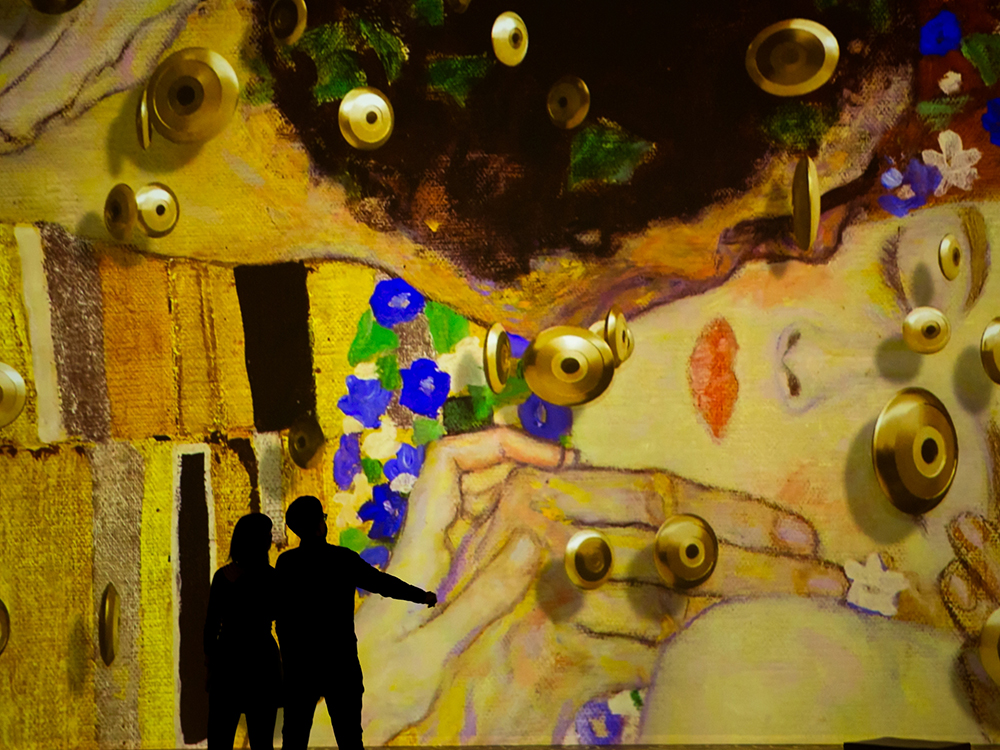 Klimt: una experiencia inmersiva en el Centro de Artes Digitales IDEAL