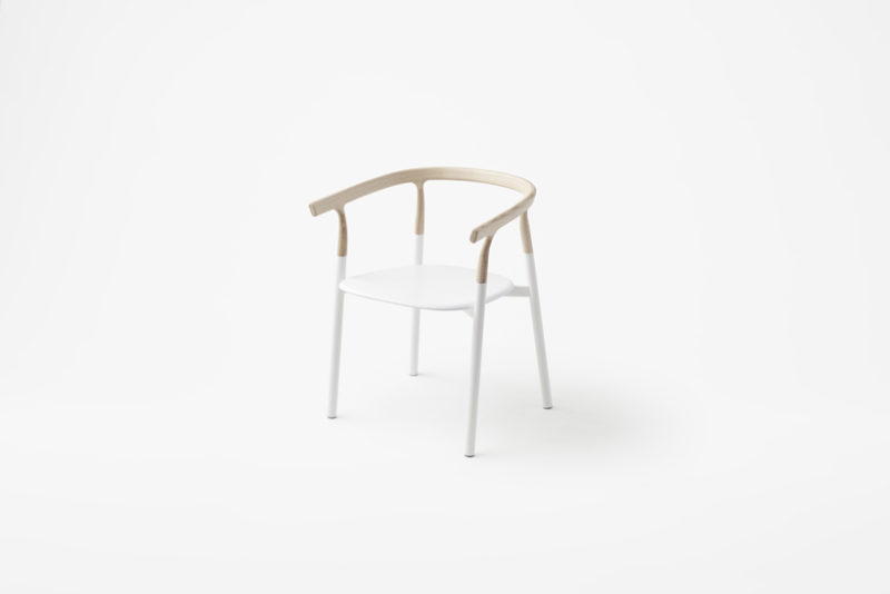 Twig, la silla incompleta de Nendo. Minimalismo nipón © Akihiro Yoshida 