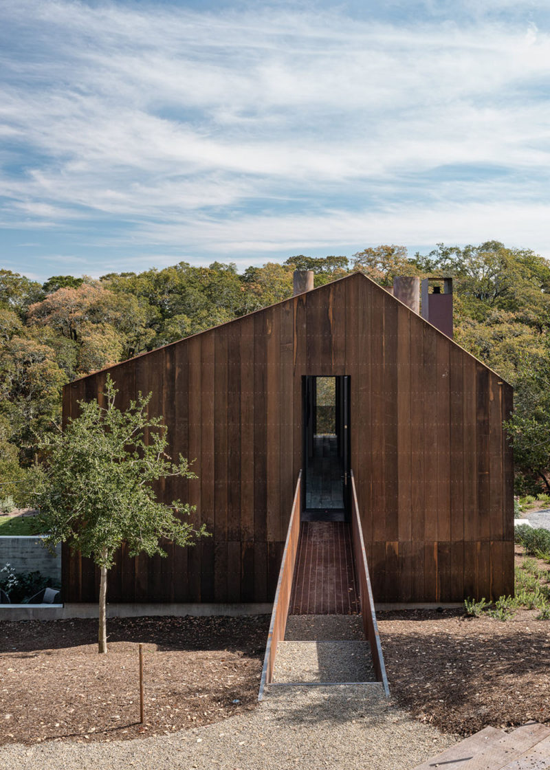 Faulkner Architects y la reinterpretación de los graneros californianos