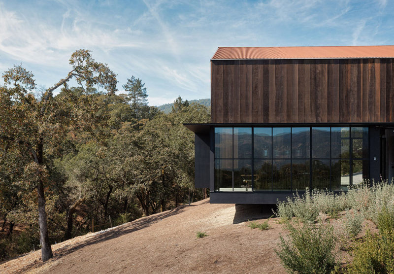 Faulkner Architects y la reinterpretación de los graneros californianos