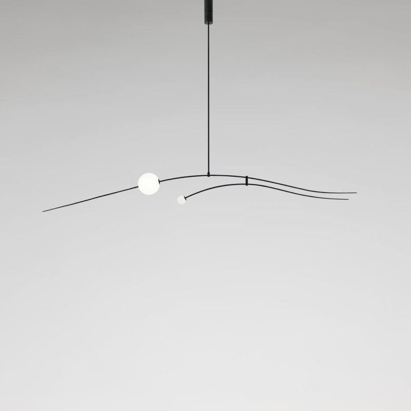 Michael Anastassiades firma Mobile Chandelier. El equilibrio de la luz