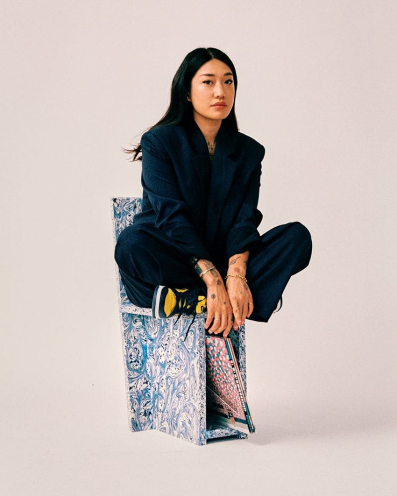 Space Available y Peggy Gou: una silla para luchar contra el plástico en Indonesia