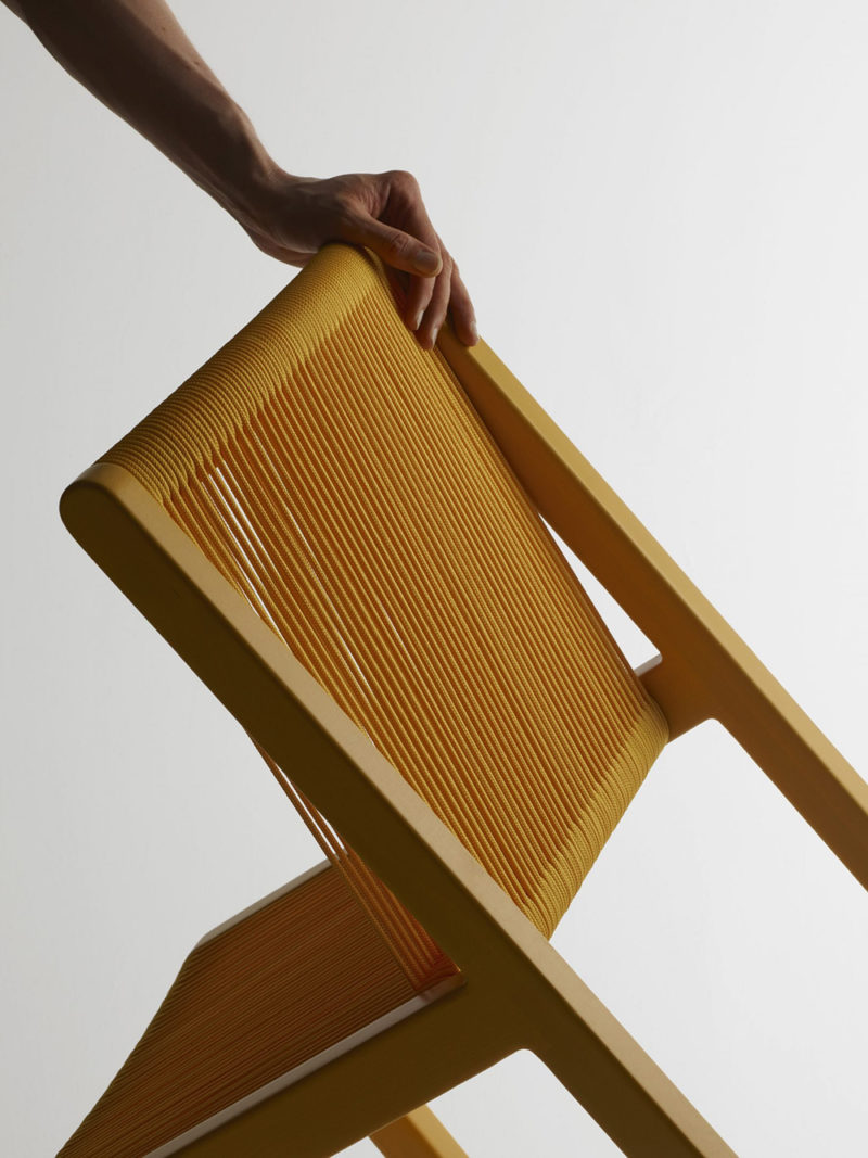 Filo, la silla encordada de los hermanos Bouroullec