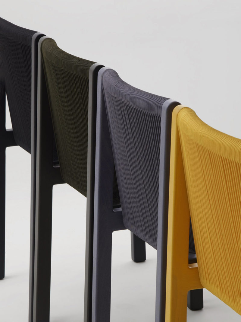 Filo, la silla encordada de los hermanos Bouroullec