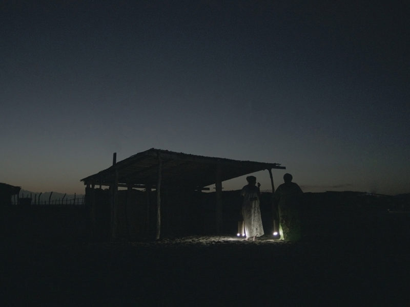 WaterLight, la luminaria portátil que funciona con agua salada