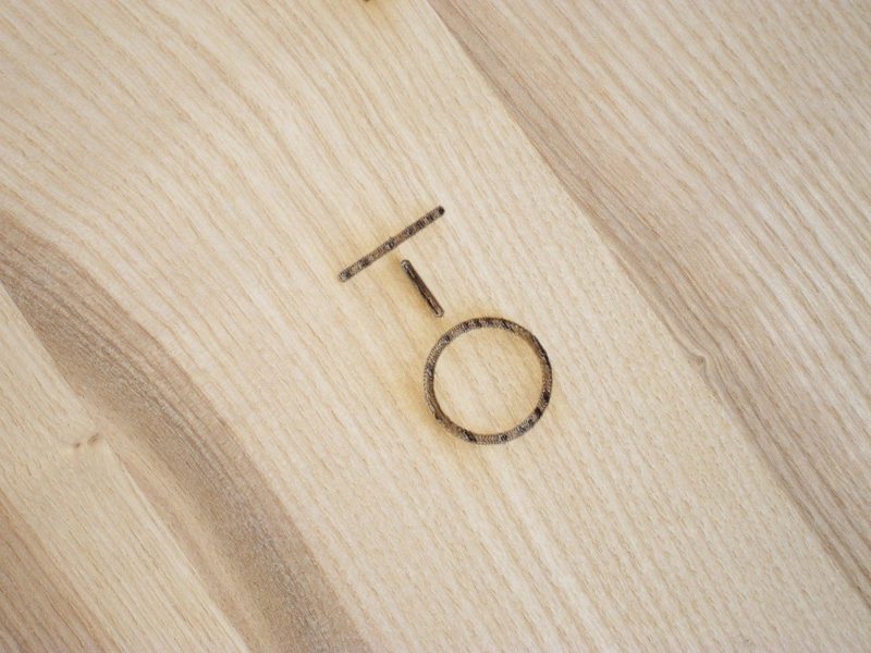Set 01, el mobiliario de palillos de Matej Chabera