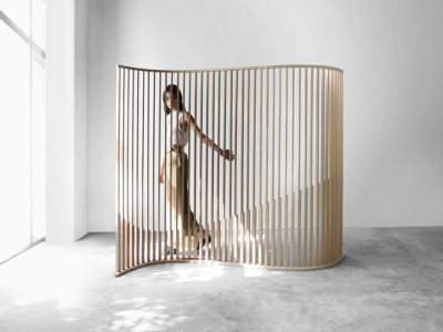 Acceleration: madera y movimiento en el mobiliario de Joel Escalona © Mariana Achach