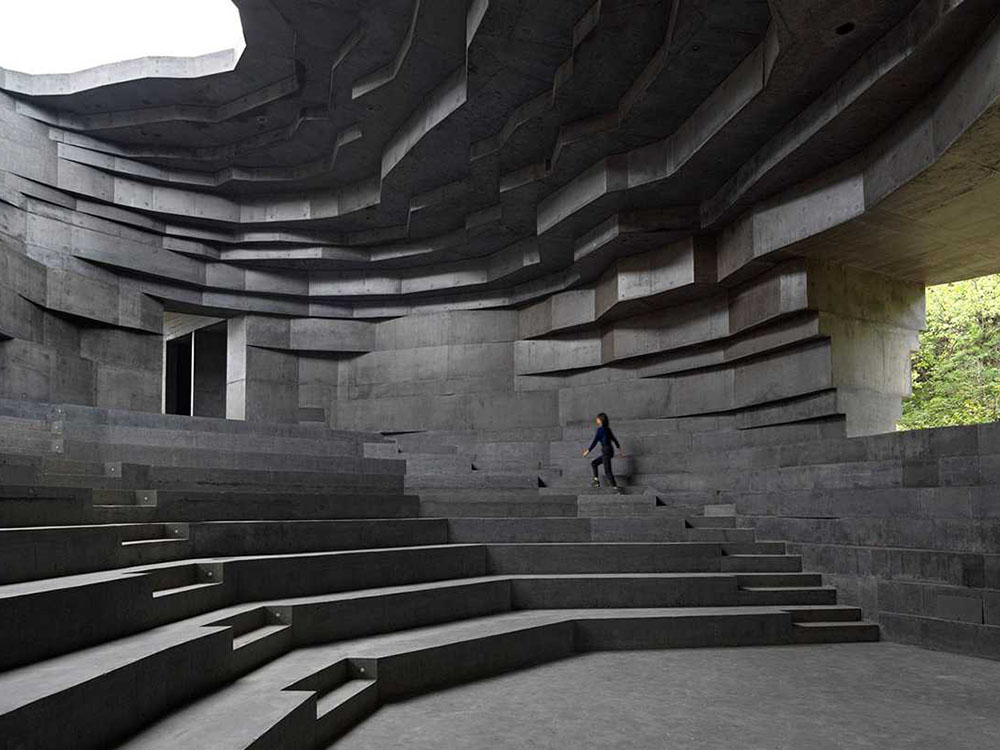 Chapel of Sound: monolítico, ancestral, vanguardista. Así es el pabellón de Open