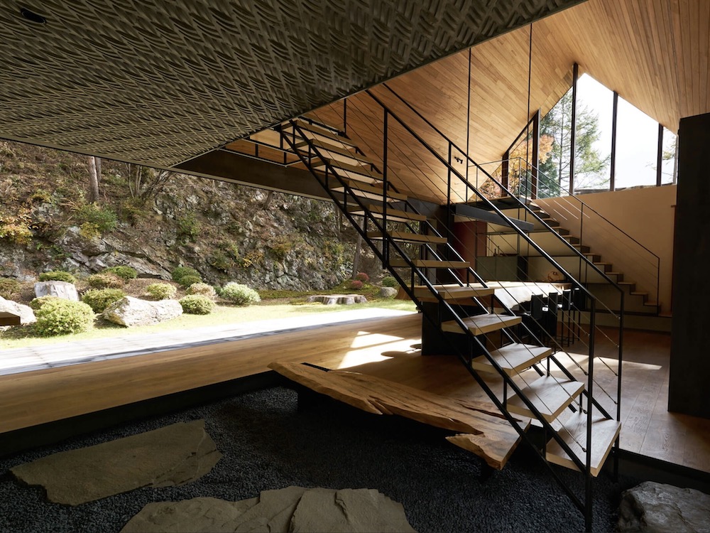 House in Saiko, la casa del bosque de Keiji Ashizawa. Naturaleza y buen diseño