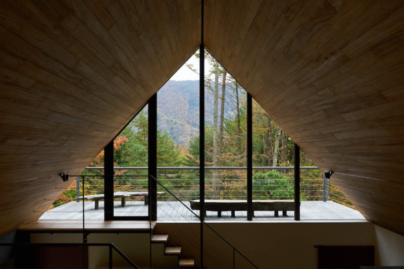 House in Saiko, la casa del bosque de Keiji Ashizawa. Naturaleza y buen diseño