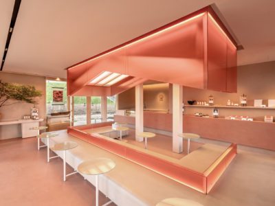 Atsushi Suzuki diseña un espacio gastronómico dedicado al koji