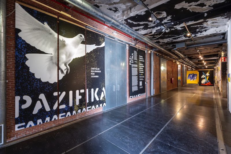 PazífiKa. Carteles solidarios por Ucrania en la Central de Diseño de Matadero Madrid