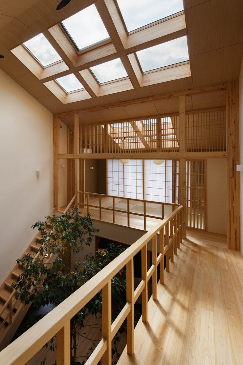 Tradición y vanguardia en House in Kyoto, un proyecto de 07BEACH. © Yosuke Ohtake