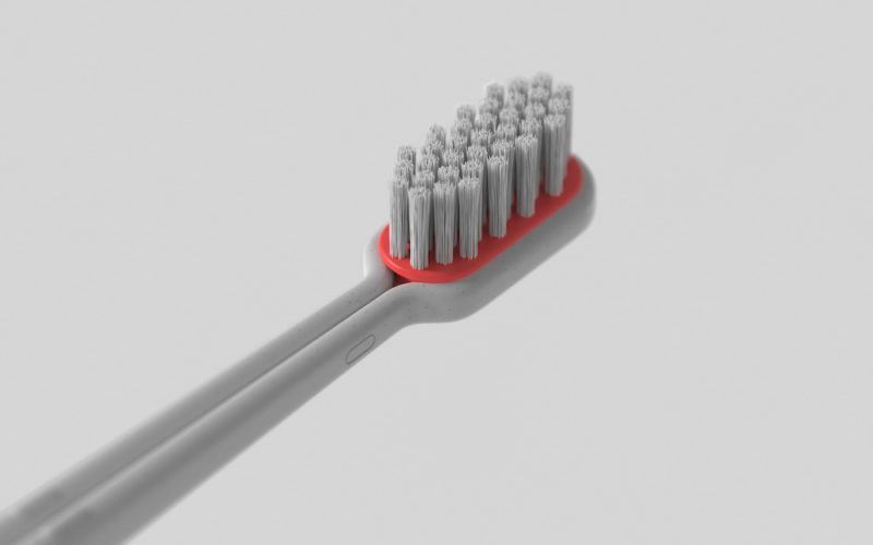El cepillo de dientes de plástico reciclado y cabeza removible de Edo y Yeseul Kim