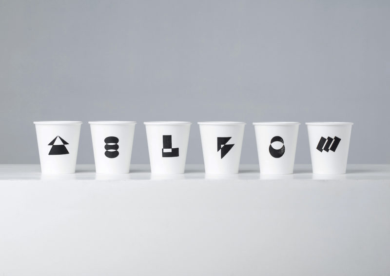 HDU23 Lab presenta The Lab Coffee & Co. Un branding en blanco y negro