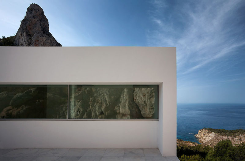 Casa del Acantilado, una obra 100% Fran Silvestre Arquitectos