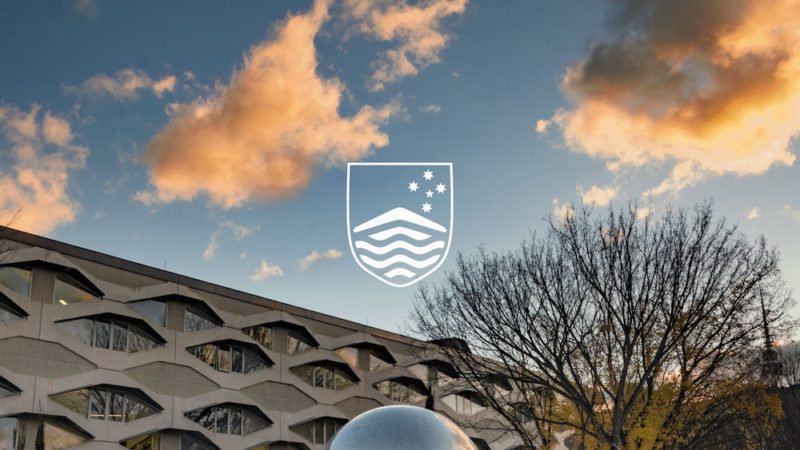 For The People crea la identidad de la Universidad Nacional Australiana. Impecable