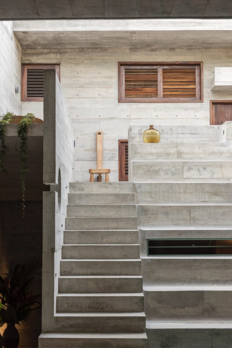 Casa To: el brutalismo chic de Ludwig Godefroy. Tradición y vanguardia ...