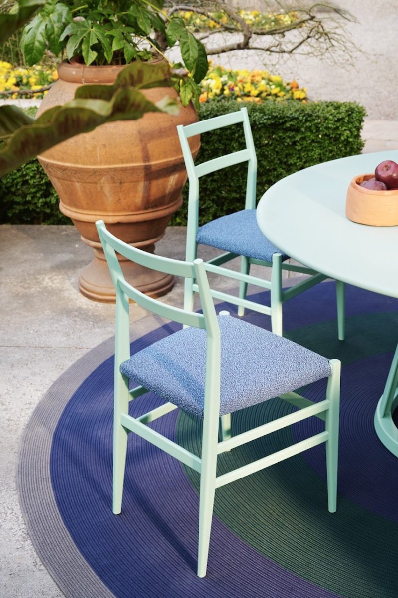 Leggera, la iconica silla de Gio Ponti es reversionada para exteriores