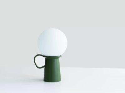 Mug, la lámpara candelabro de Hayo Gebauer