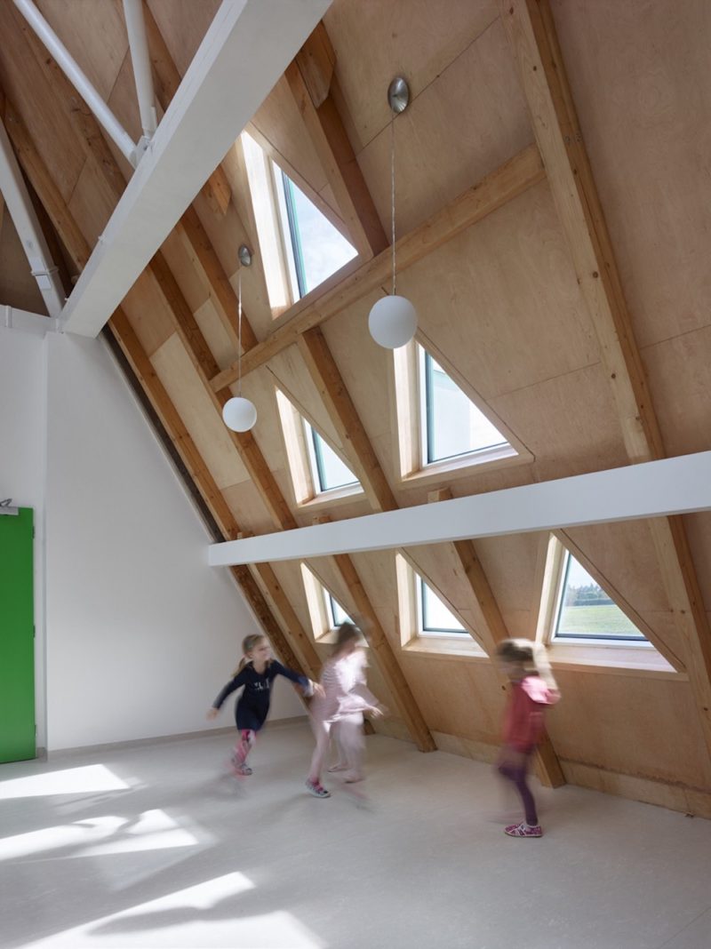 Větrník Kindergarten, la guardería de diseño de David Kraus © Filip Slapal