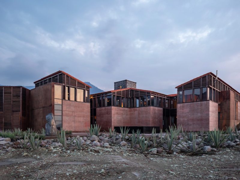 La arquitectura silenciosa de TAC. Un hotel de diseño a las afueras de Oaxaca