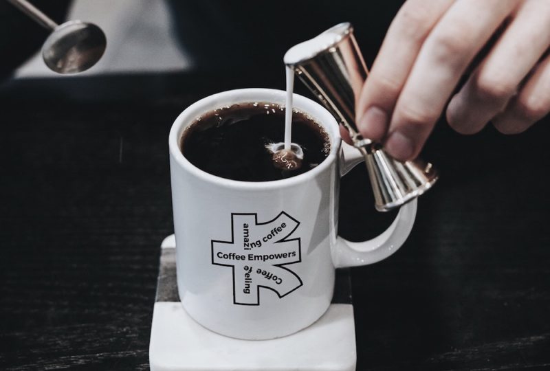 kamkamjom: el sistema cafetero de Hook Food. Una identidad con buen gusto