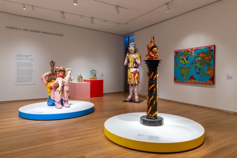 Funk You Too: humor cerámico en el Museo de Arte y diseño de Nueva York