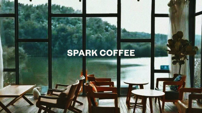 Spark Cof­fee: Zhang­ Tao hace del signo de exclamación su santo y seña