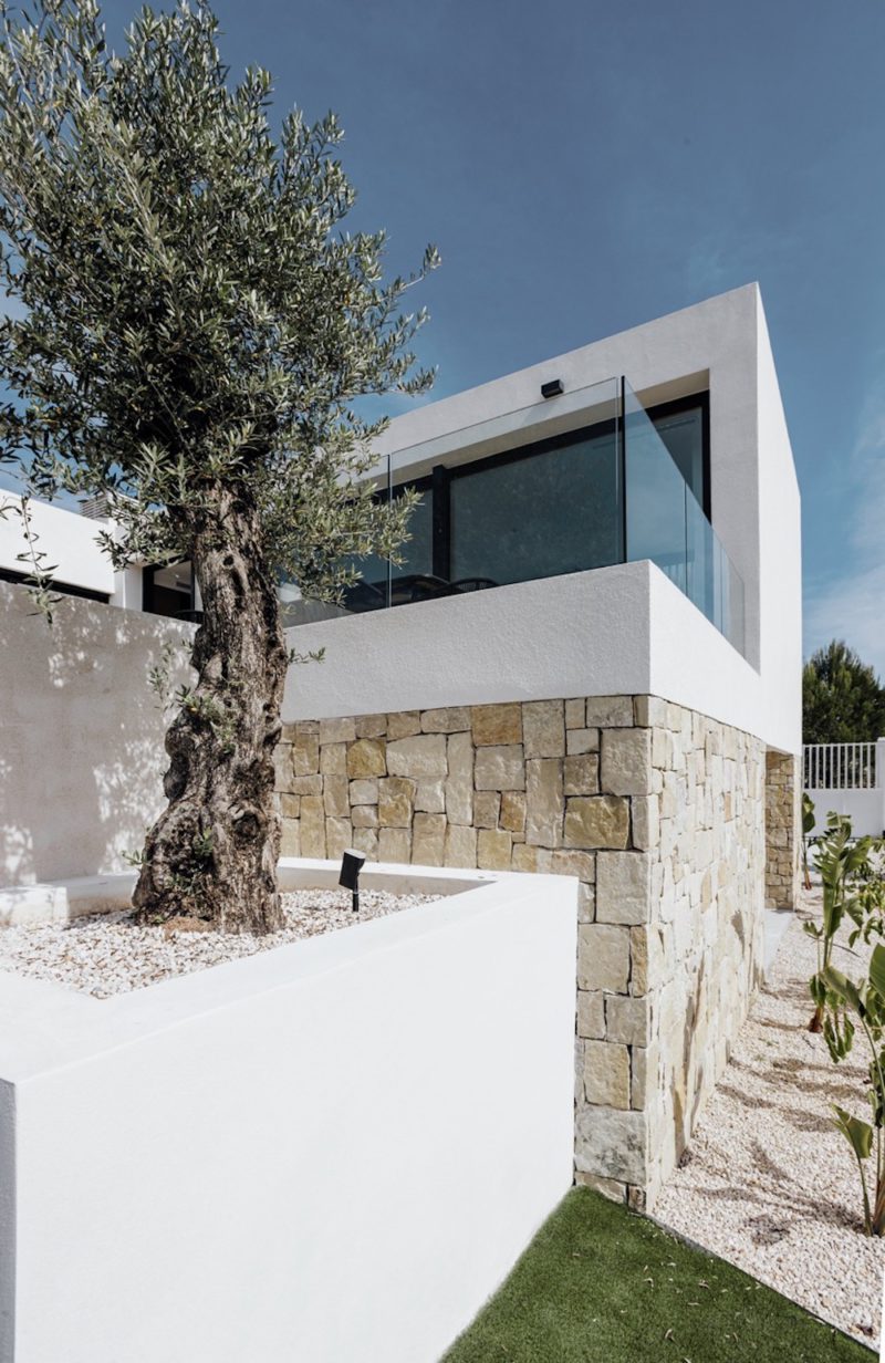 CU4 Arquitectura y Stef Rogiers dan vida a Villa Alegría © Llorca Group