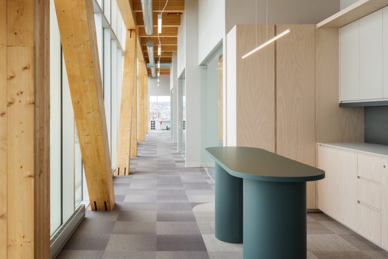 Perron diseña las oficinas de Garoy Construction en Quebec