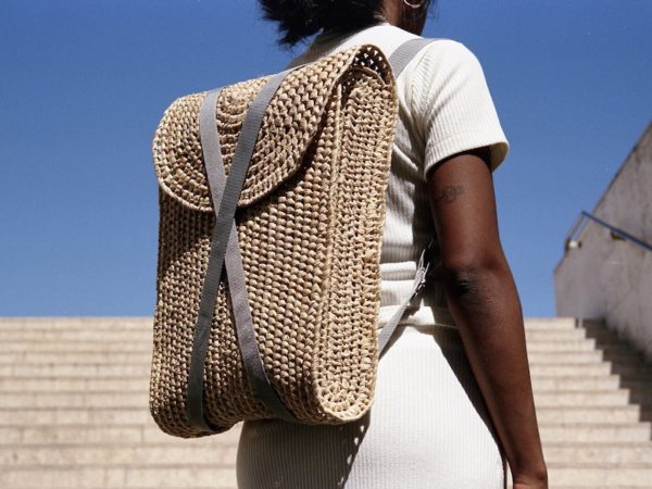 Soca, las mochilas de Eneida Lombe Tavares y Vanessa Monteiro