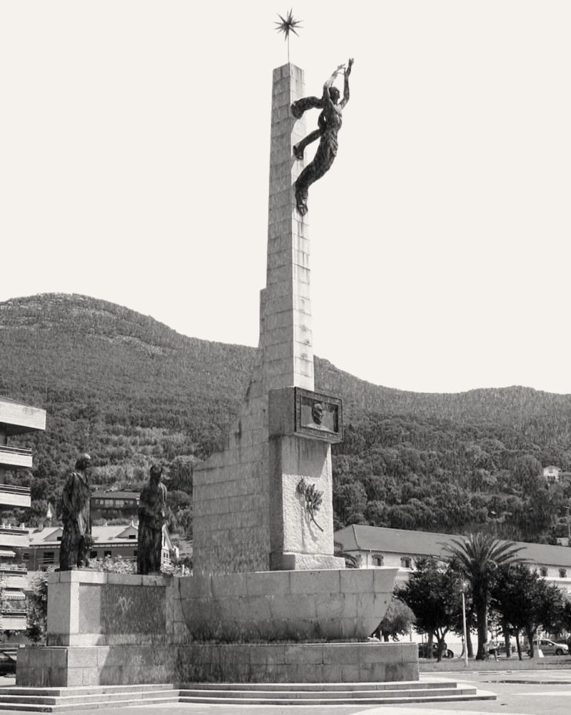La columna de Eugenio Vega: Monumentos al olvido