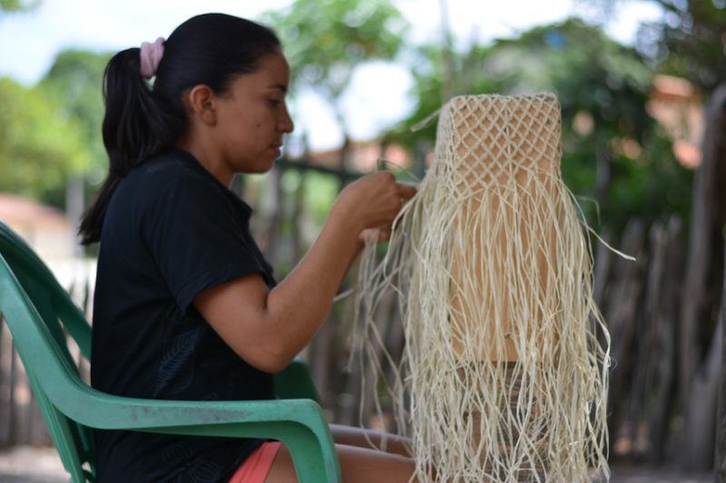 Akra, de Samuray Martins. Diseño, artesanía y un proyecto que cruza fronteras