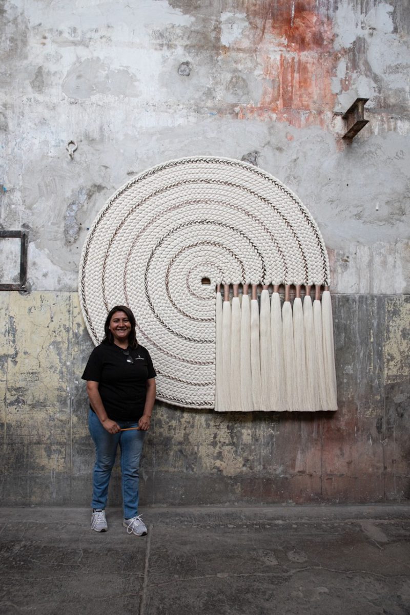 Caralarga, pioneros en rescatar la artesanía textil mexicana