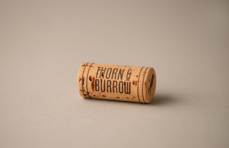 Trüf y el diseño de etiquetas de vinos. Thorn & Burrow, arriesgar y ganar