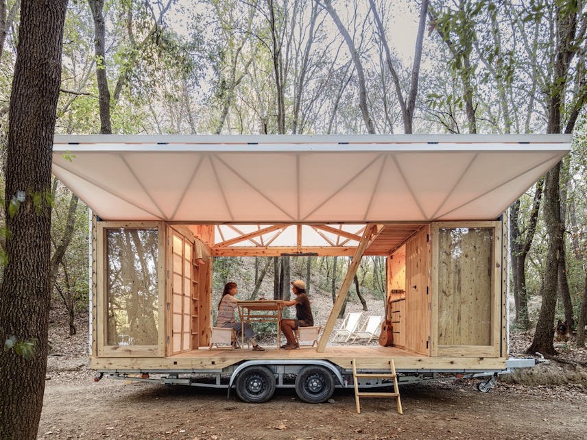 Alumnos del IAAC diseñan una vivienda móvil con madera de «kilómetro cero»