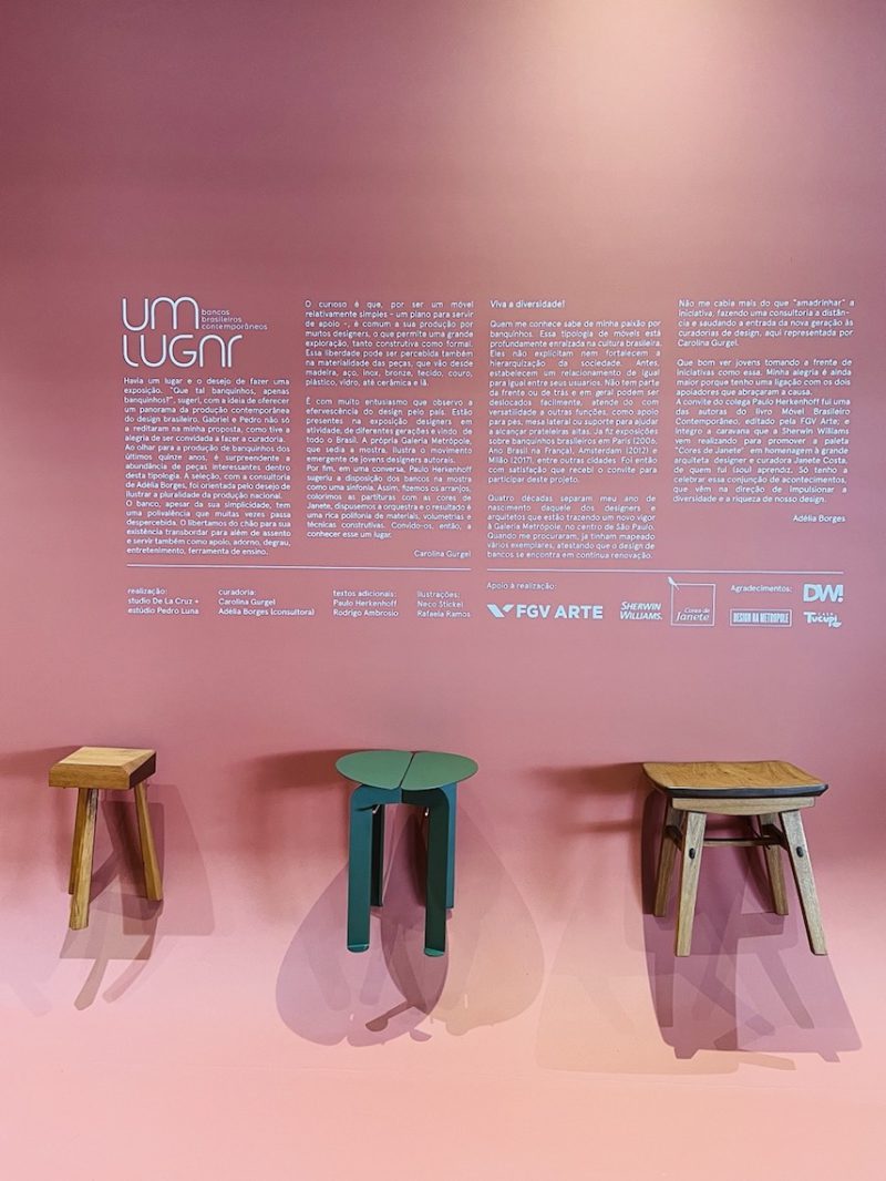 Banquetas contemporáneos en la apertura de la Semana del Diseño de São Paulo