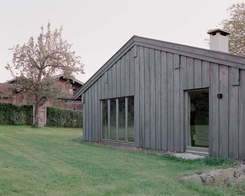 Cabaña de linaza, de Max von Werz. Tradición y vanguardia en los bosques bávaros © Simone Bossi