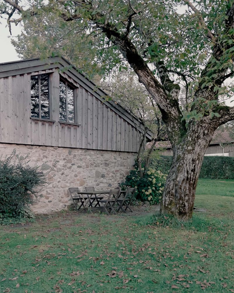 Cabaña de linaza, de Max von Werz. Tradición y vanguardia en los bosques bávaros © Simone Bossi