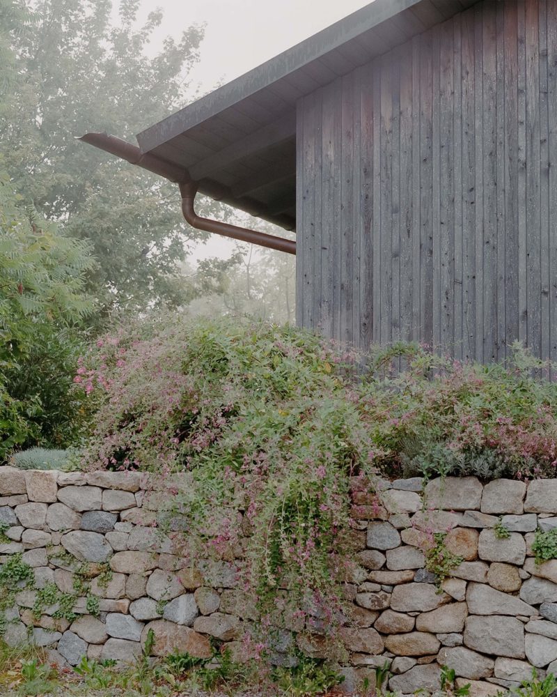 Cabaña de linaza, de Max von Werz. Tradición y vanguardia en los bosques bávaros © Simone Bossi