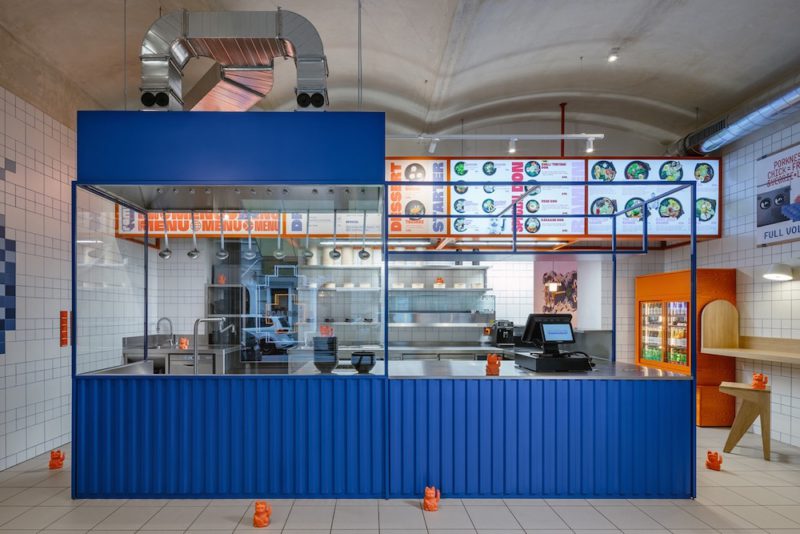 SOA firma Ramencraft. Una experiencia arquitectónica y gastronómica en el corazón de Praga. © Studio Flusser