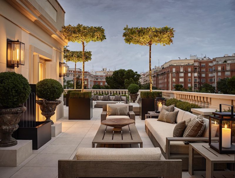 RH abre su primera galería en Madrid. Contemporary, Modern y Outdoor Design